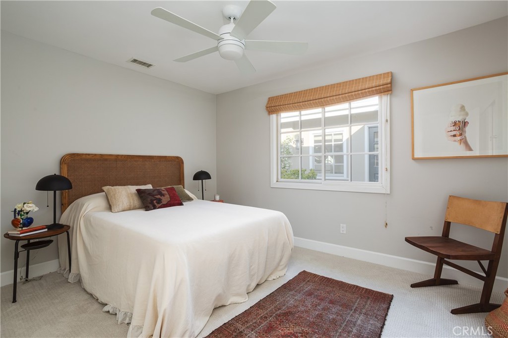 1307 Oxford Lane