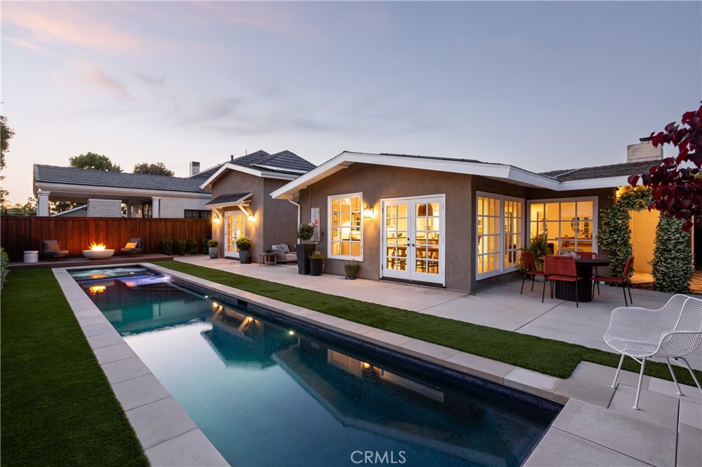 1307 Oxford Lane