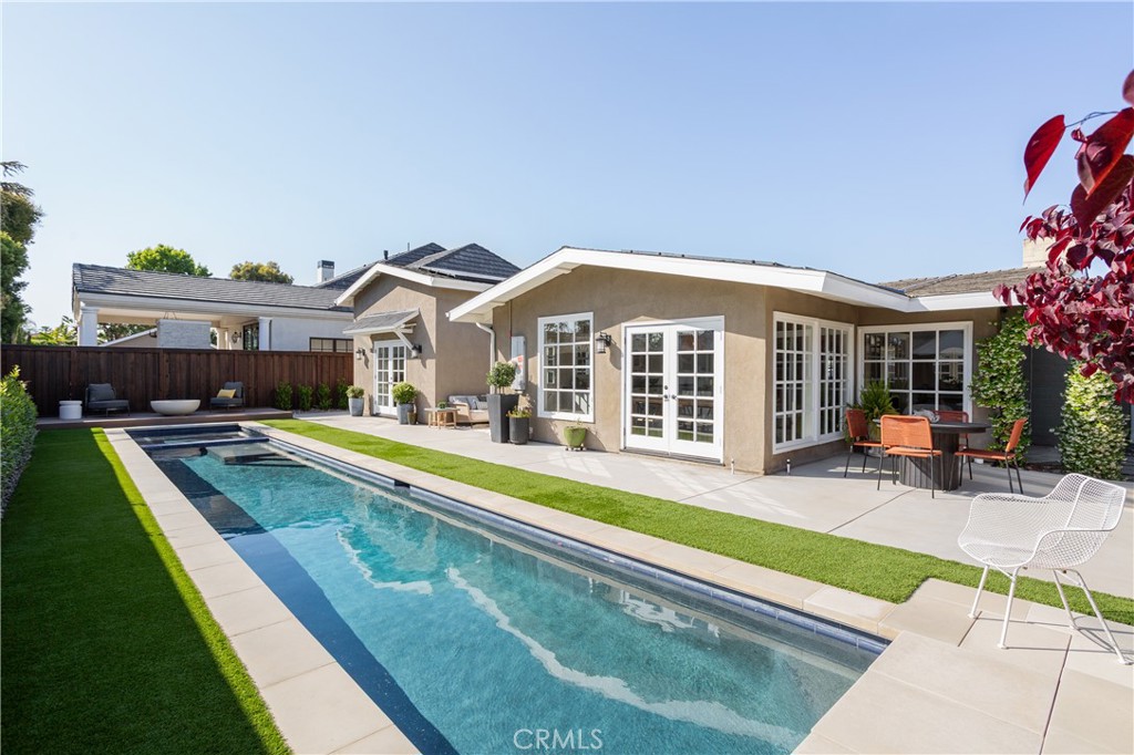 1307 Oxford Lane