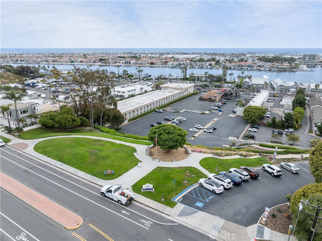 425 Tustin Avenue