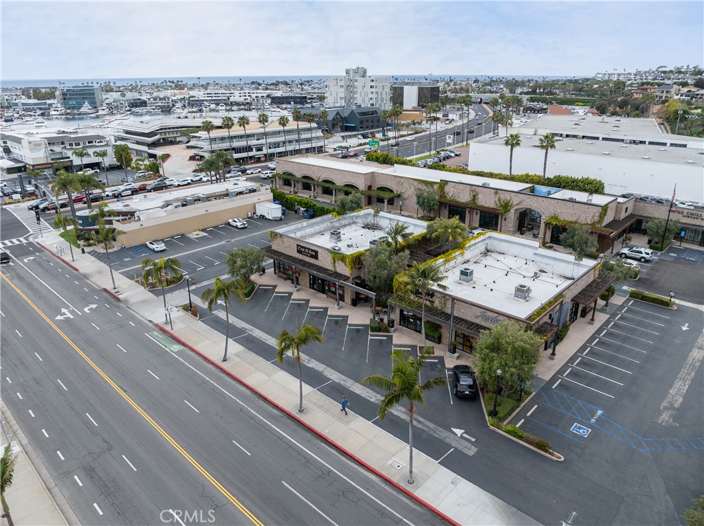 425 Tustin Avenue