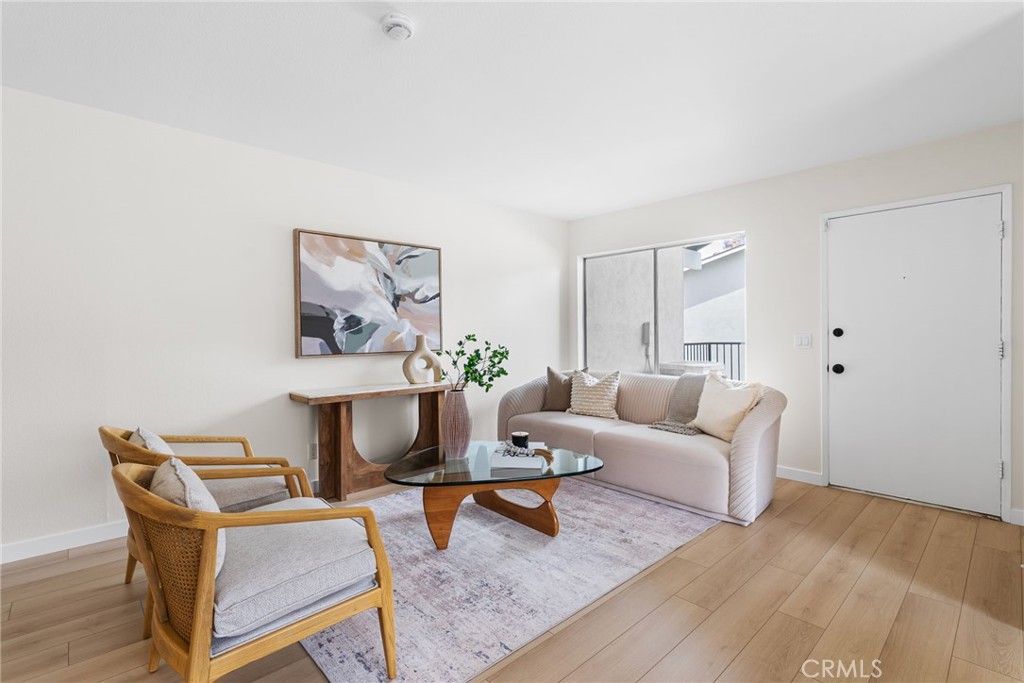 1738 N Cedar Glen Drive B