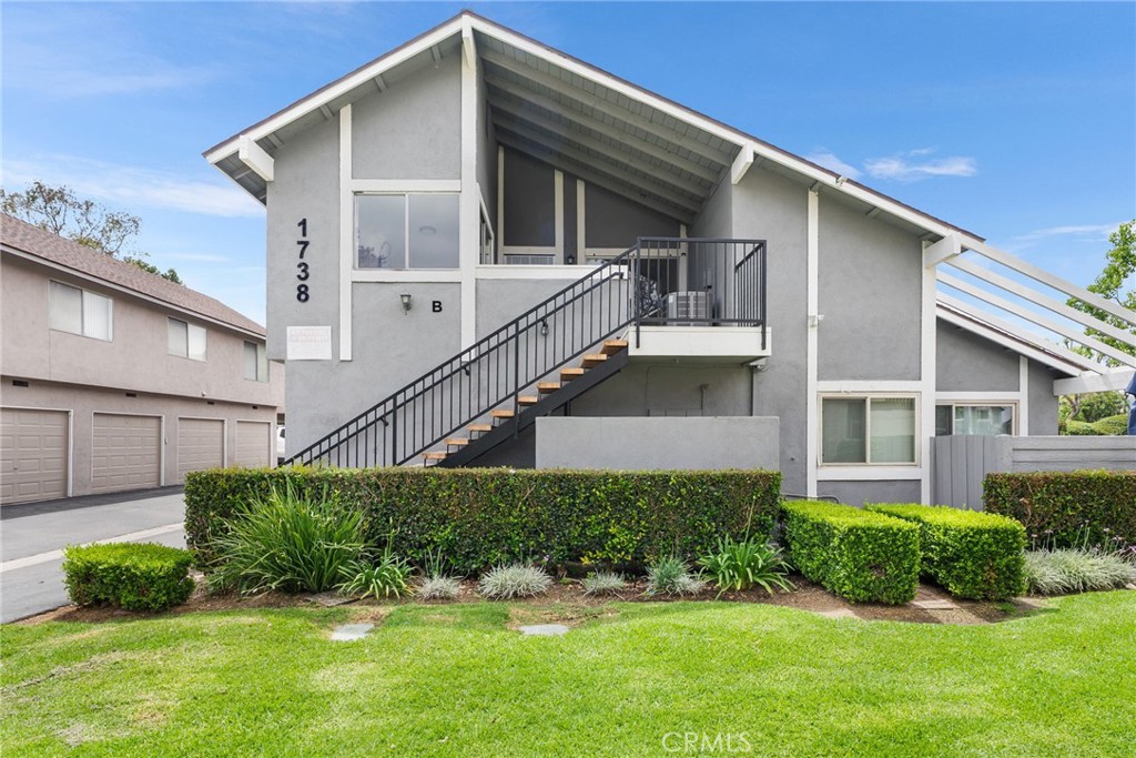 1738 N Cedar Glen Drive B