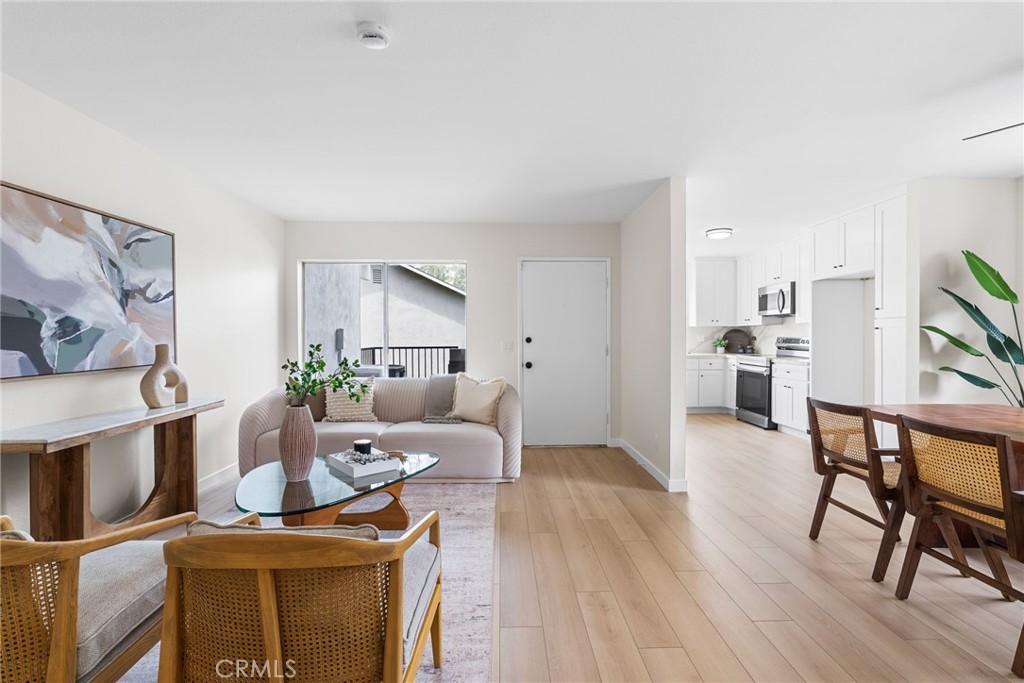 1738 N Cedar Glen Drive B