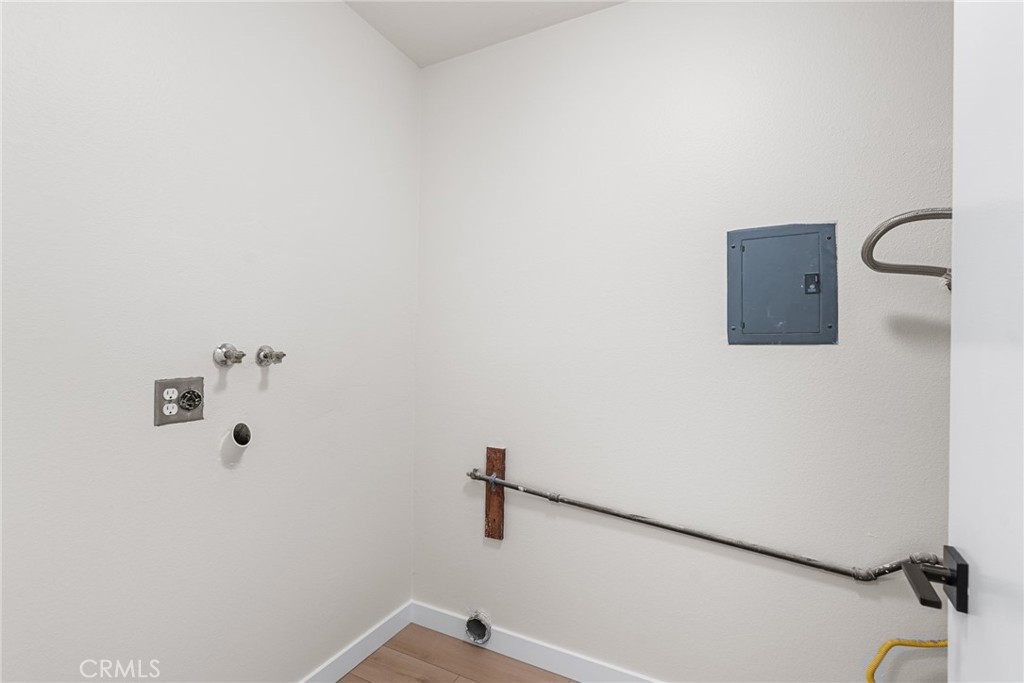 1738 N Cedar Glen Drive B