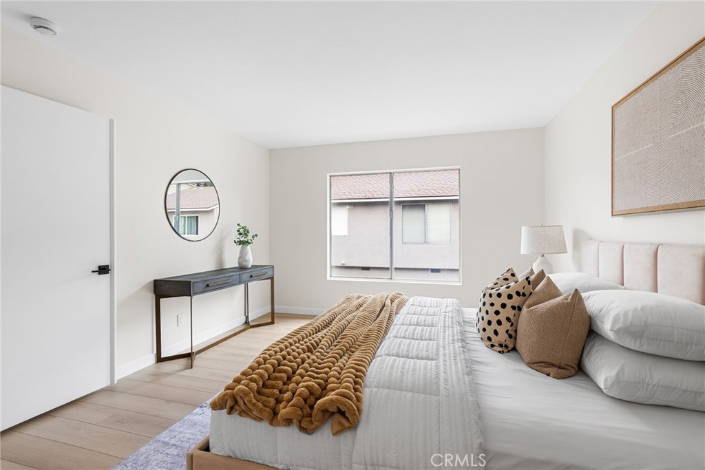 1738 N Cedar Glen Drive B