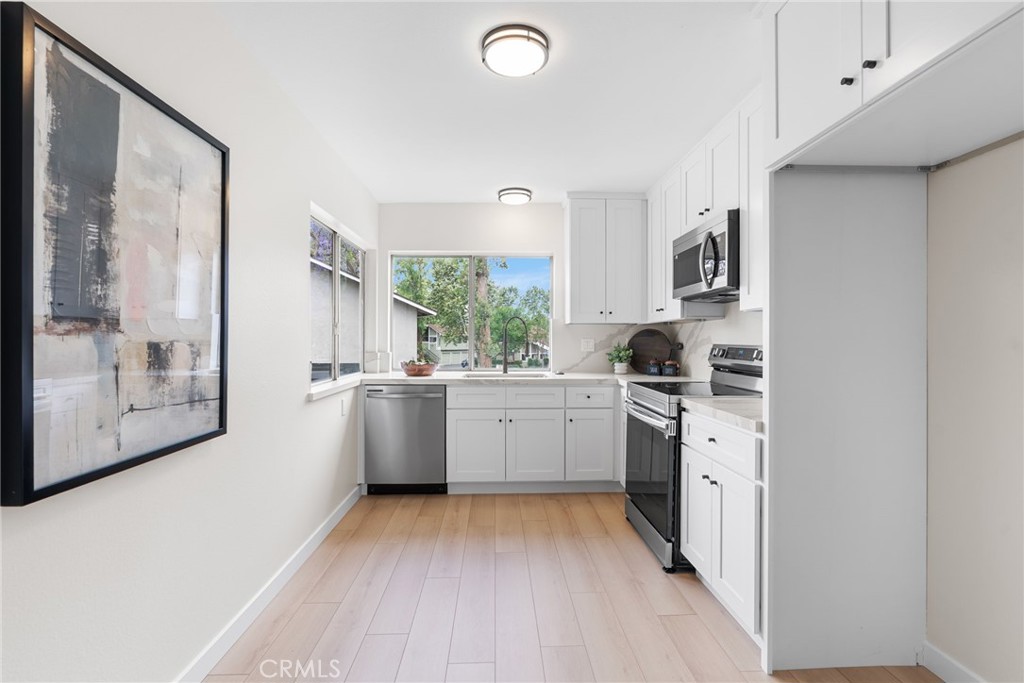 1738 N Cedar Glen Drive B