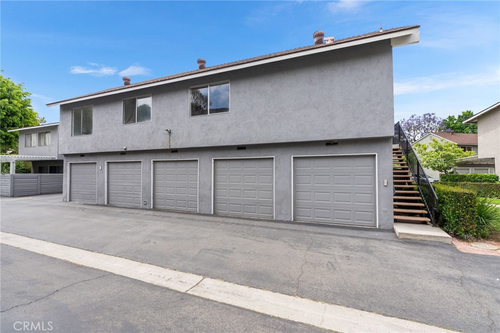 1738 N Cedar Glen Drive B