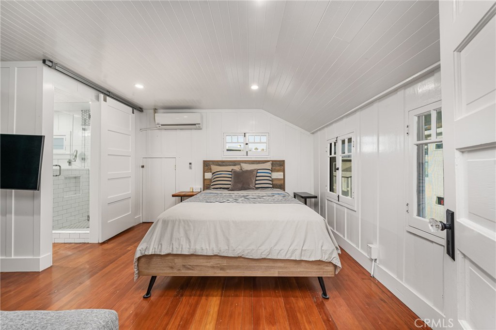 2500 W Oceanfront