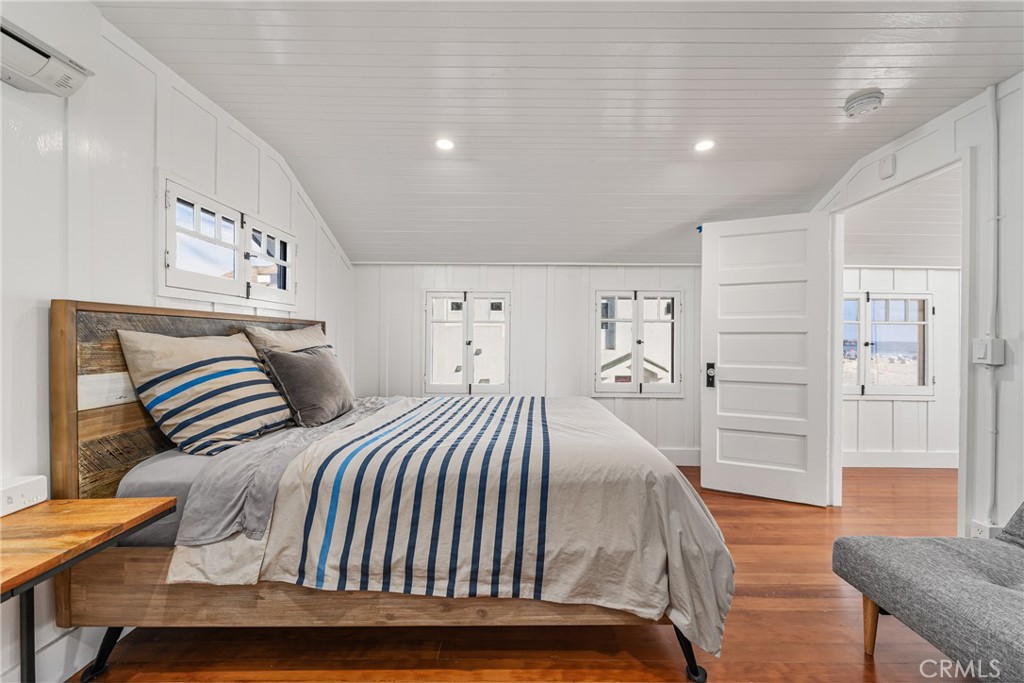 2500 W Oceanfront