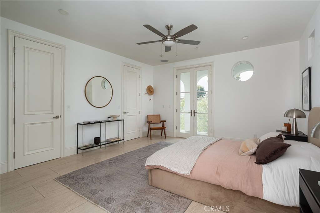 375 Santa Isabel Avenue