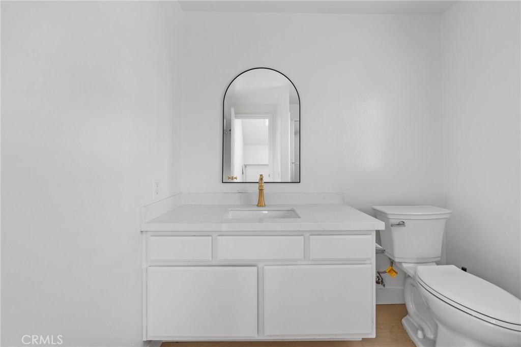 2703 Hillside Drive 36