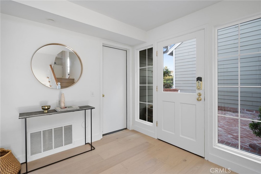 2703 Hillside Drive 36