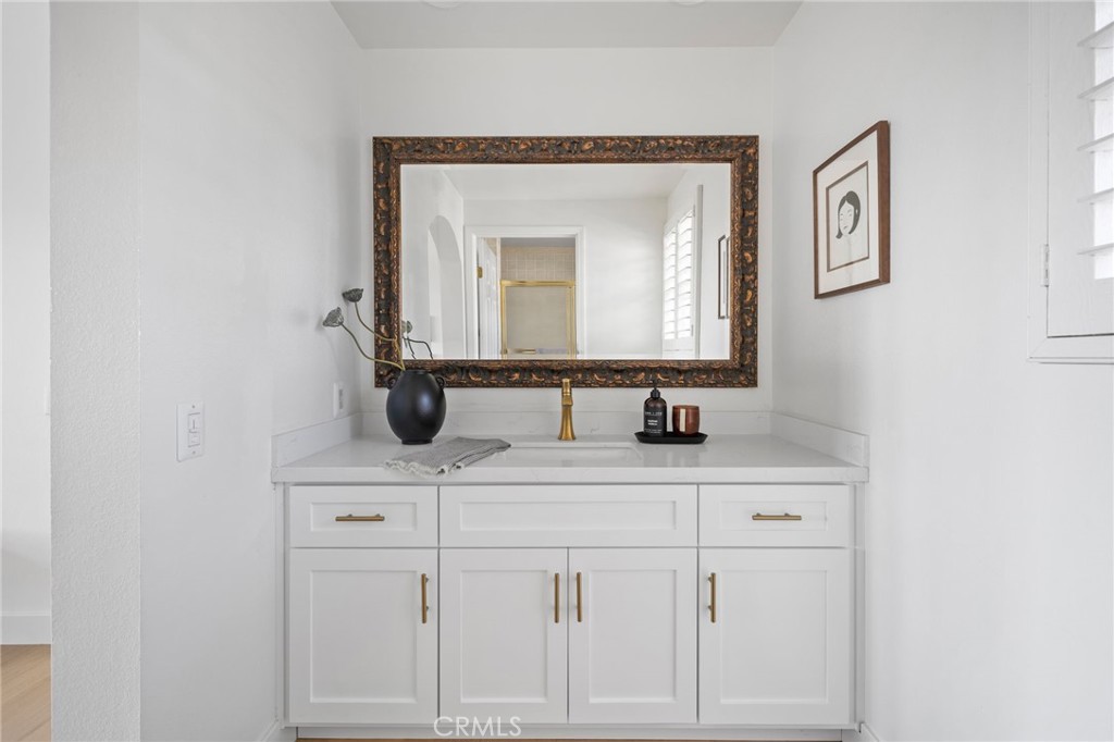 2703 Hillside Drive 36