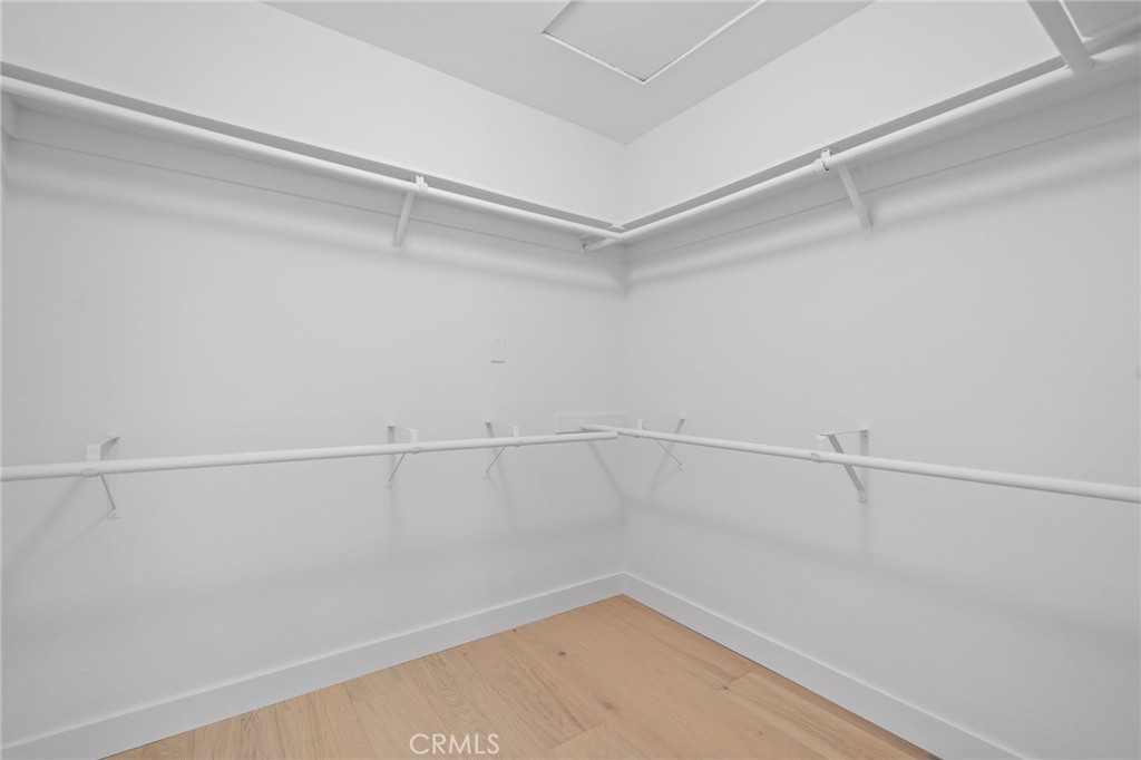 2703 Hillside Drive 36