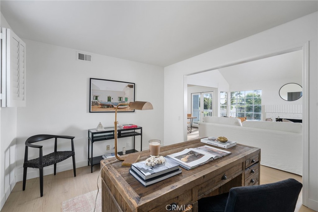 2703 Hillside Drive 36