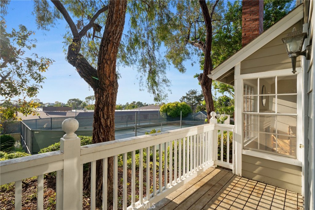 2703 Hillside Drive 36