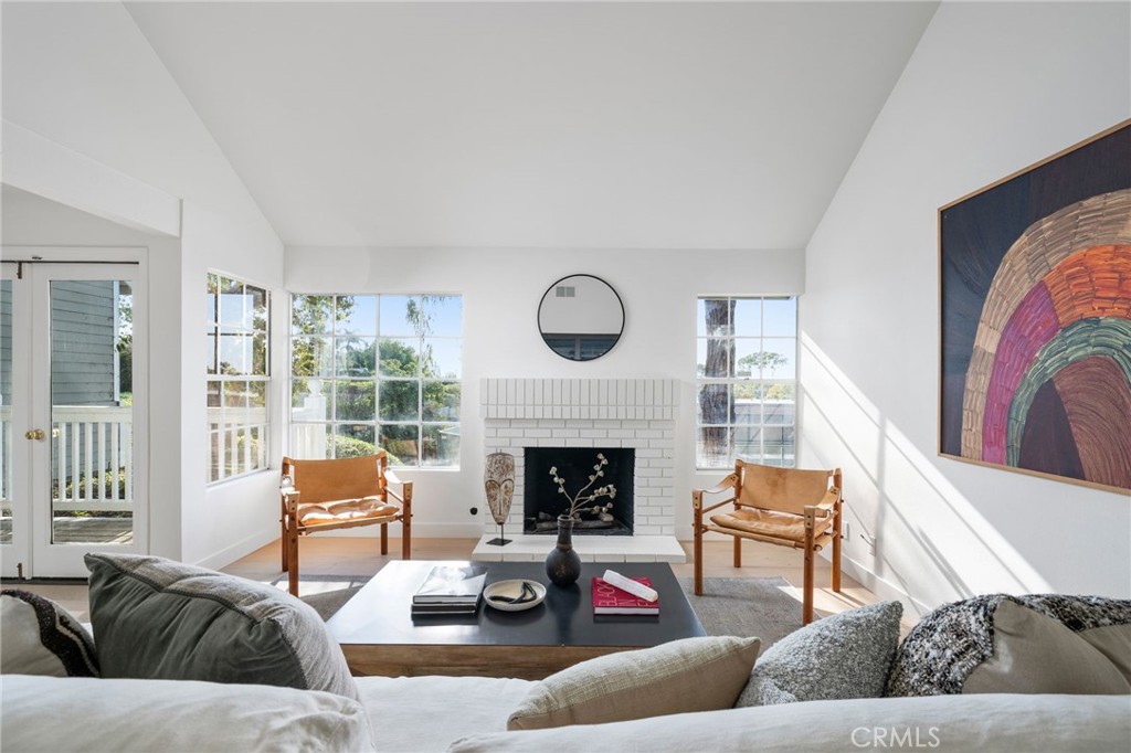 2703 Hillside Drive 36