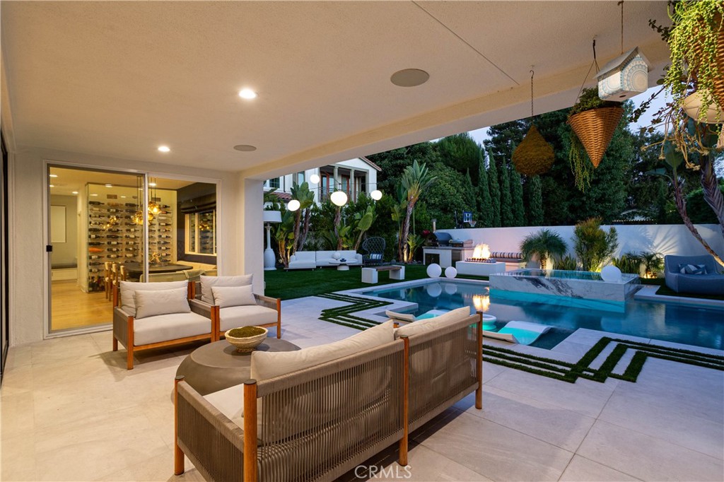 311 Costa Bella Court