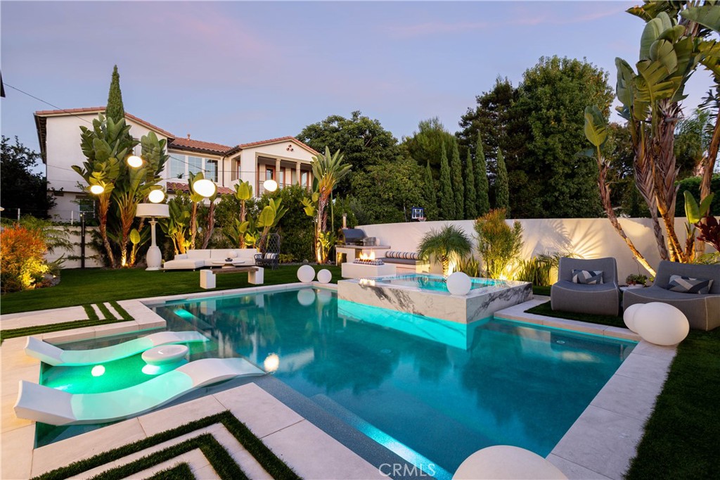 311 Costa Bella Court