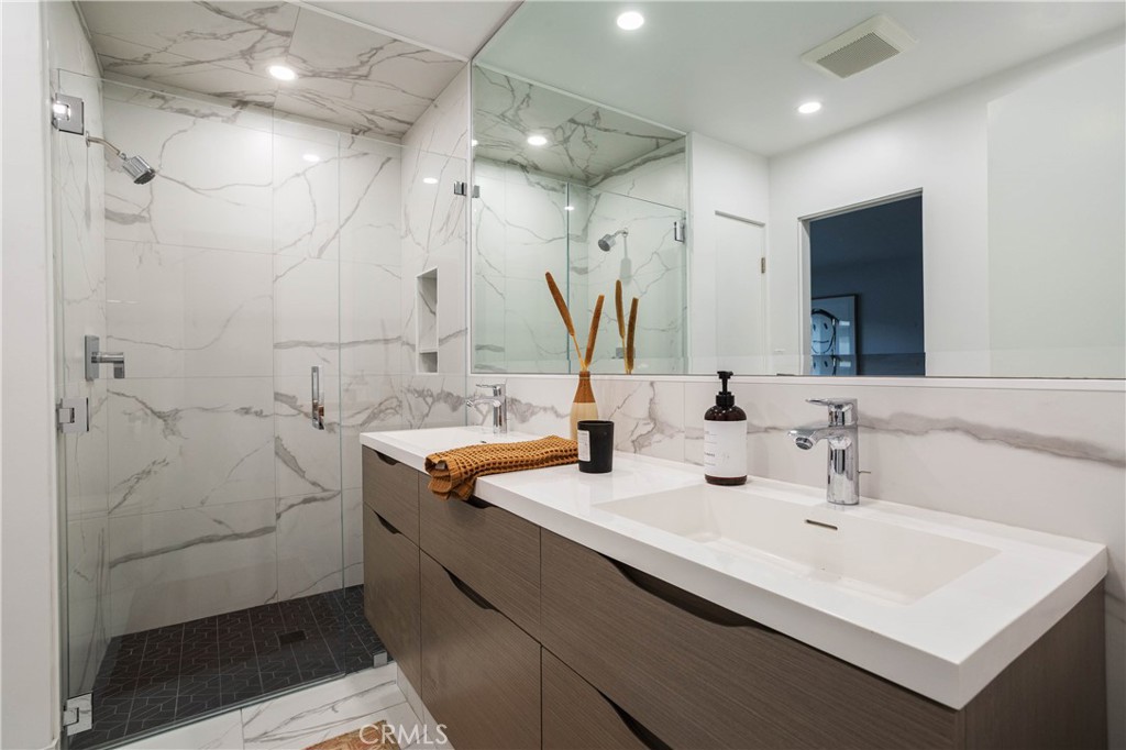 1001 Nottingham Road