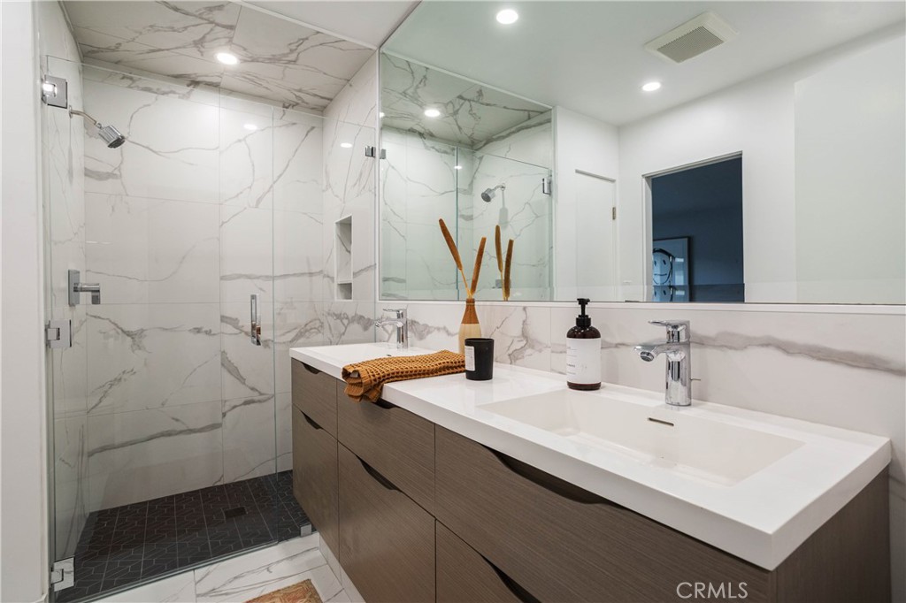 1001 Nottingham Road