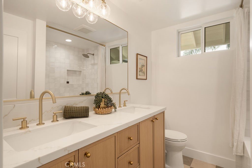 208 Susannah Place