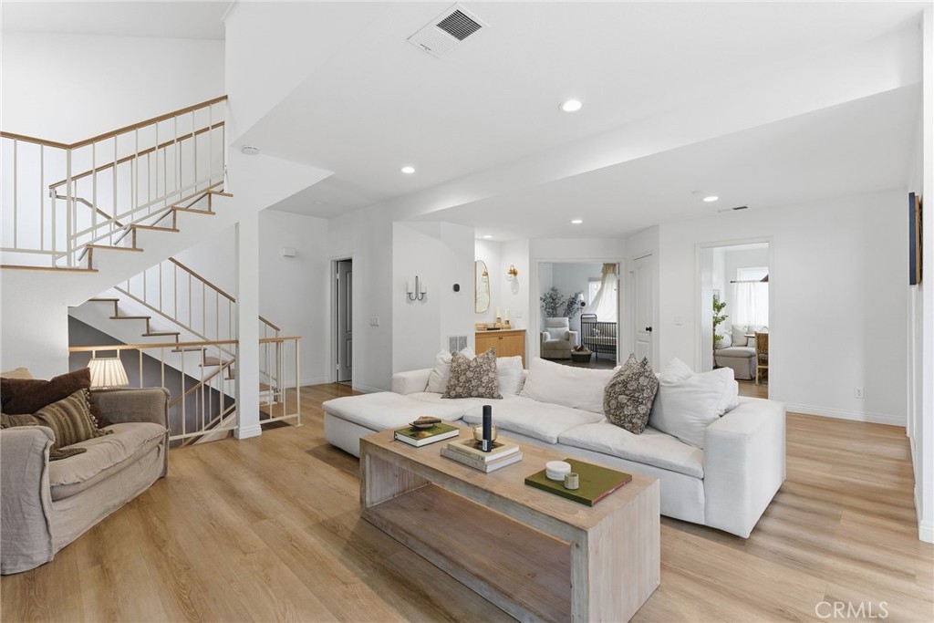 7767 Caminito Monarca 100