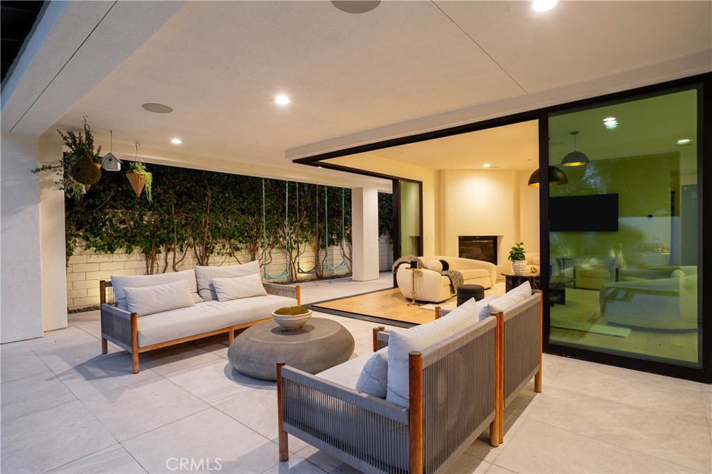 311 Costa Bella Court