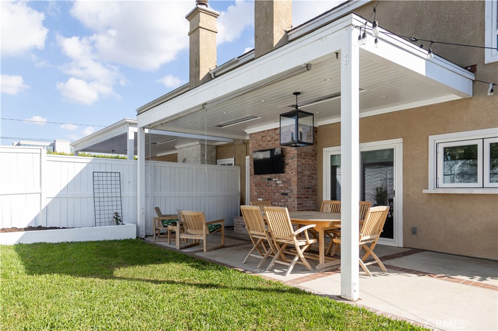 1631 Irvine F