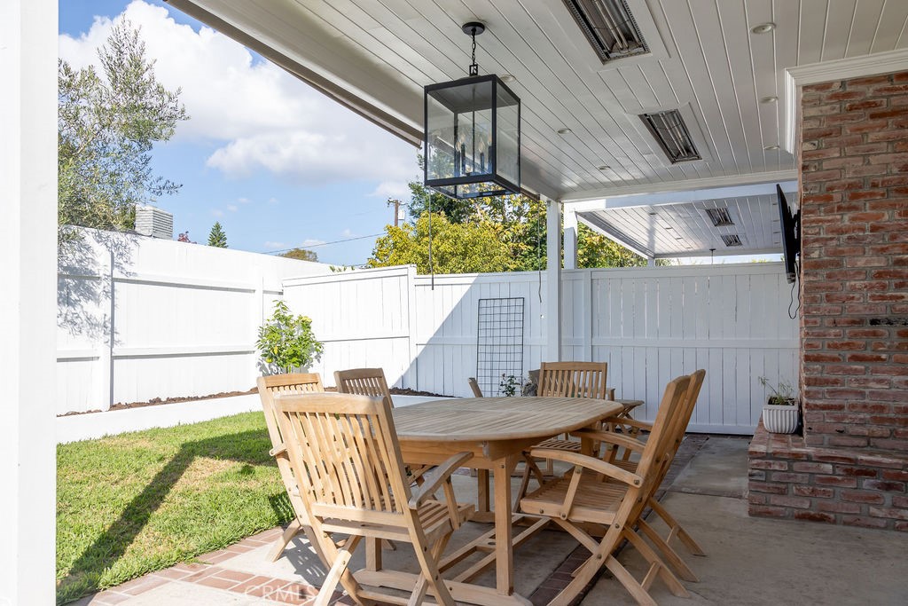 1631 Irvine F