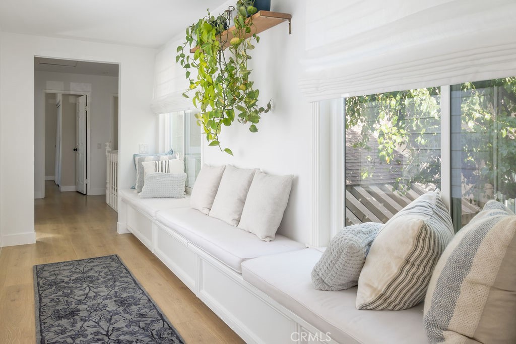1631 Irvine F