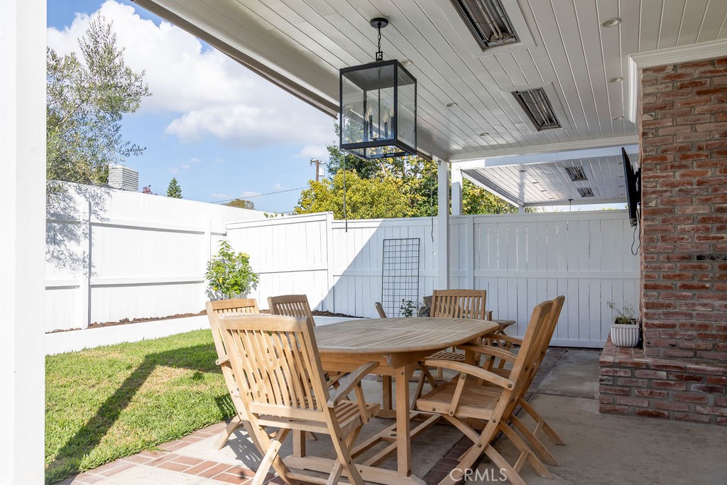 1631 Irvine F