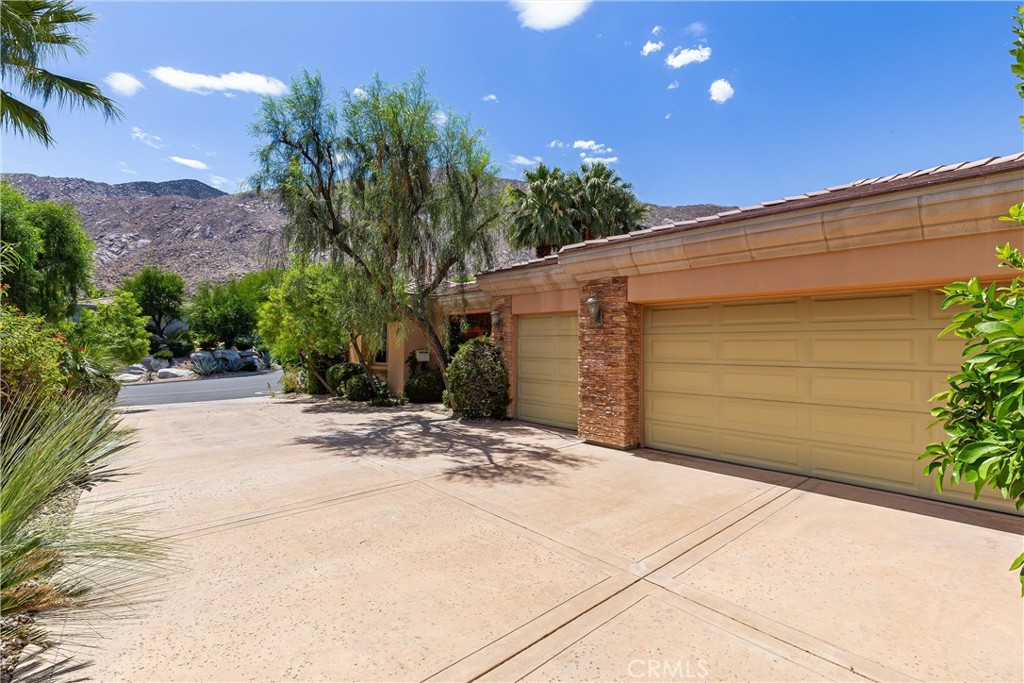 300 Big Canyon Drive N