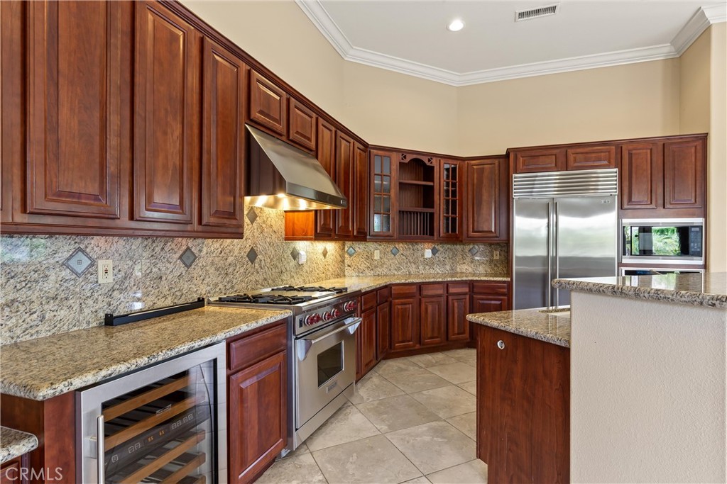 300 Big Canyon Drive N
