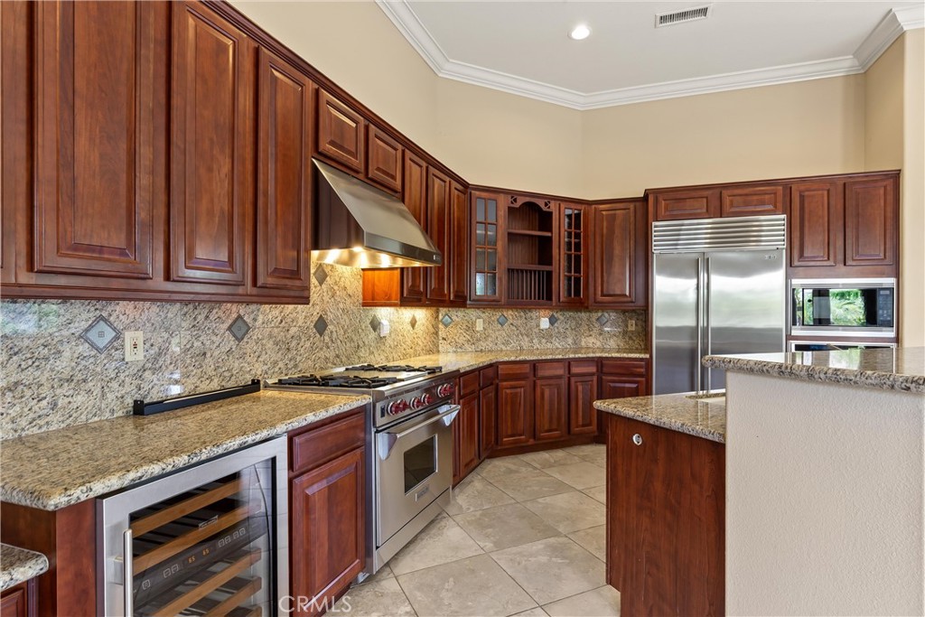 300 Big Canyon Drive N