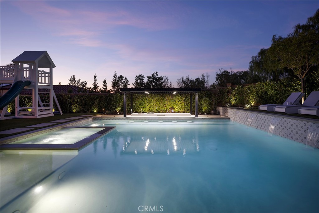 33136 Paseo Celestial