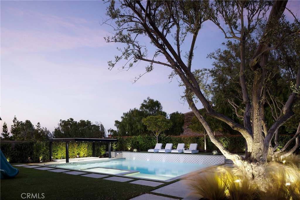 33136 Paseo Celestial