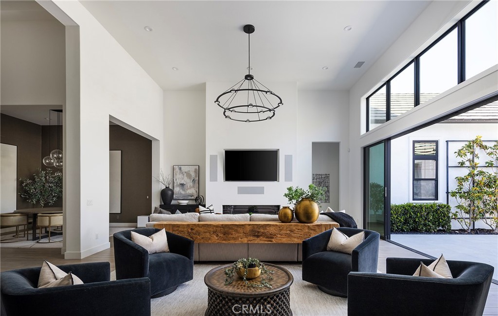 33136 Paseo Celestial