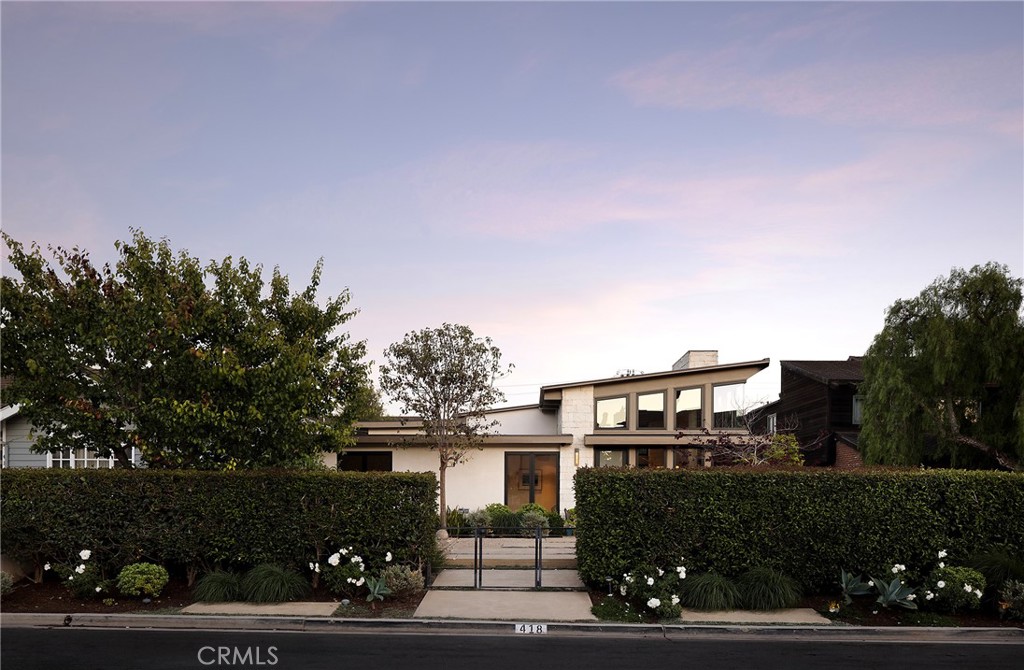 418 San Bernardino Avenue