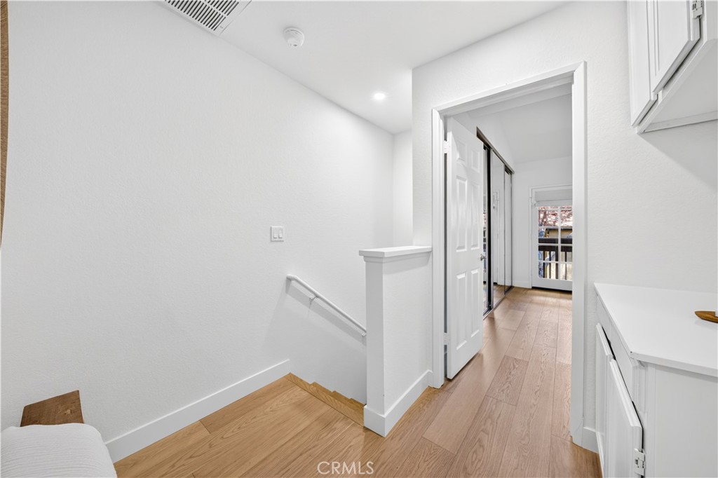1680 N Coast Highway 101 36