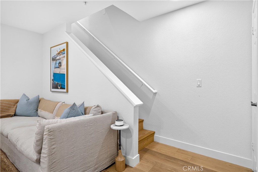 1680 N Coast Highway 101 36