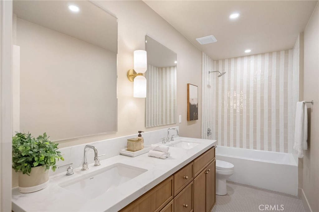 17571 Wrightwood