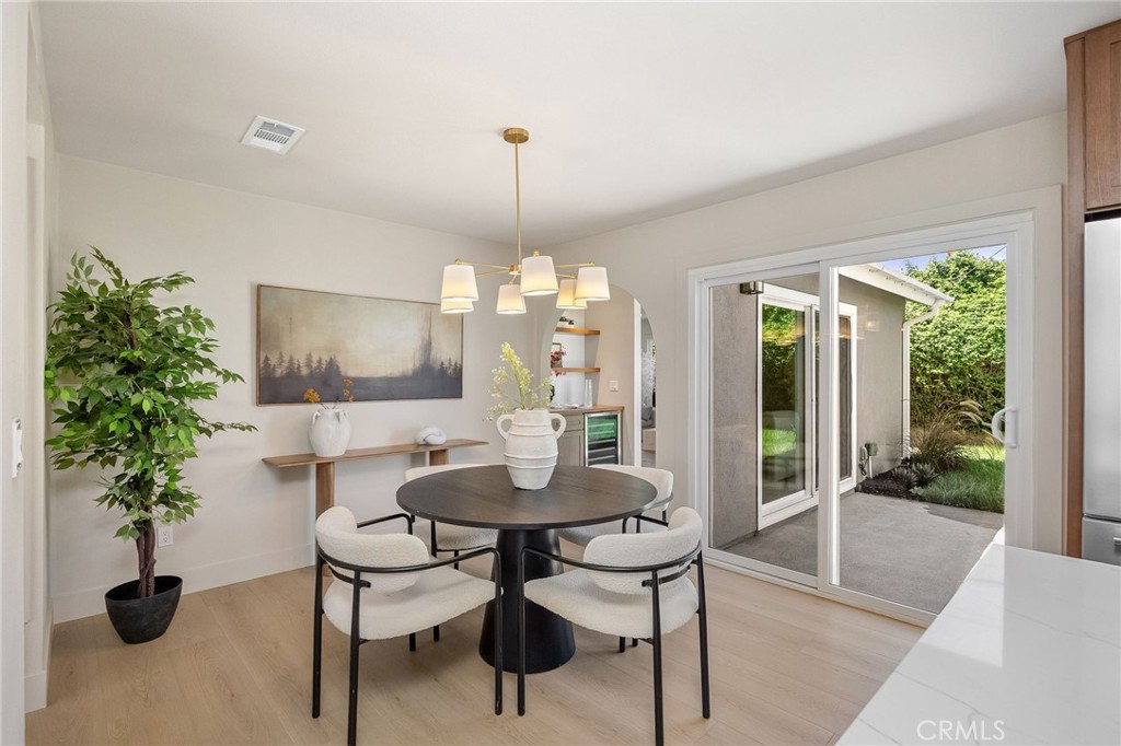 17571 Wrightwood