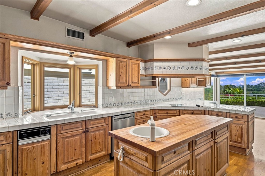 1026 Santiago Drive