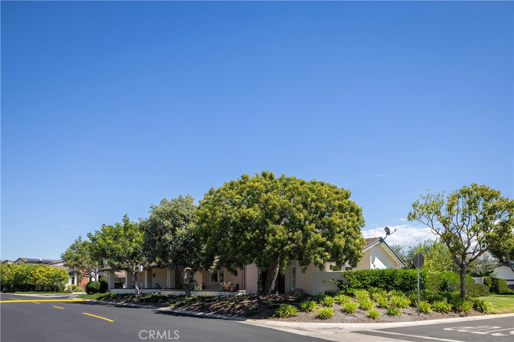 2 Shoal Drive