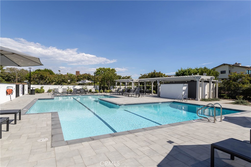 2 Shoal Drive