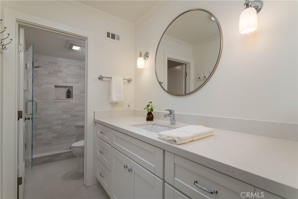 2 Shoal Drive