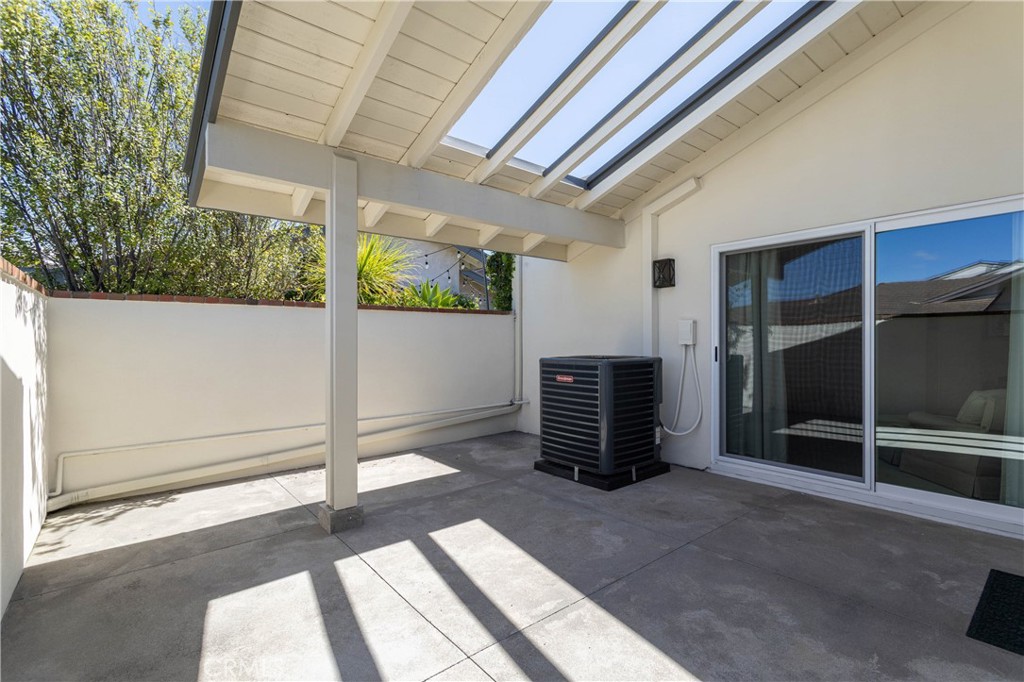2 Shoal Drive