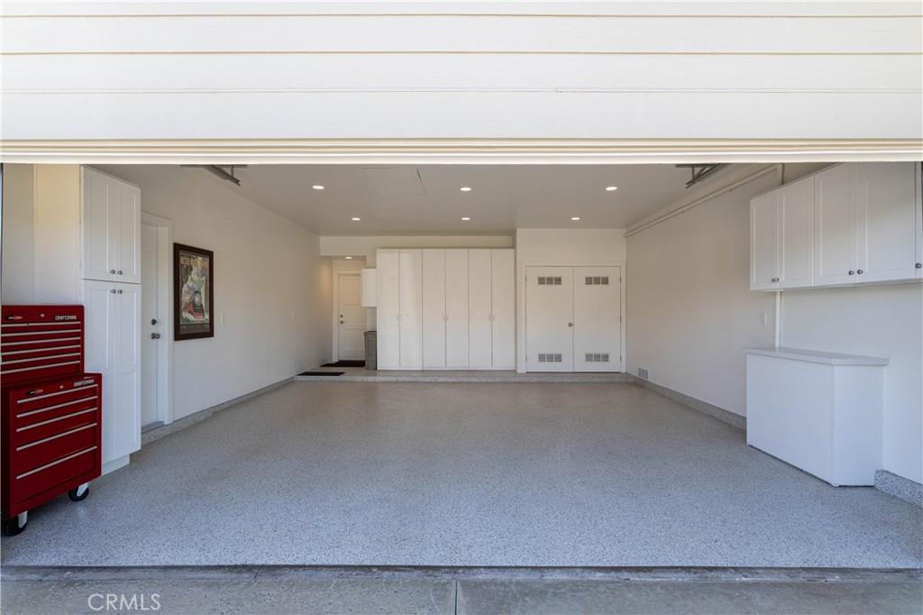 2 Shoal Drive